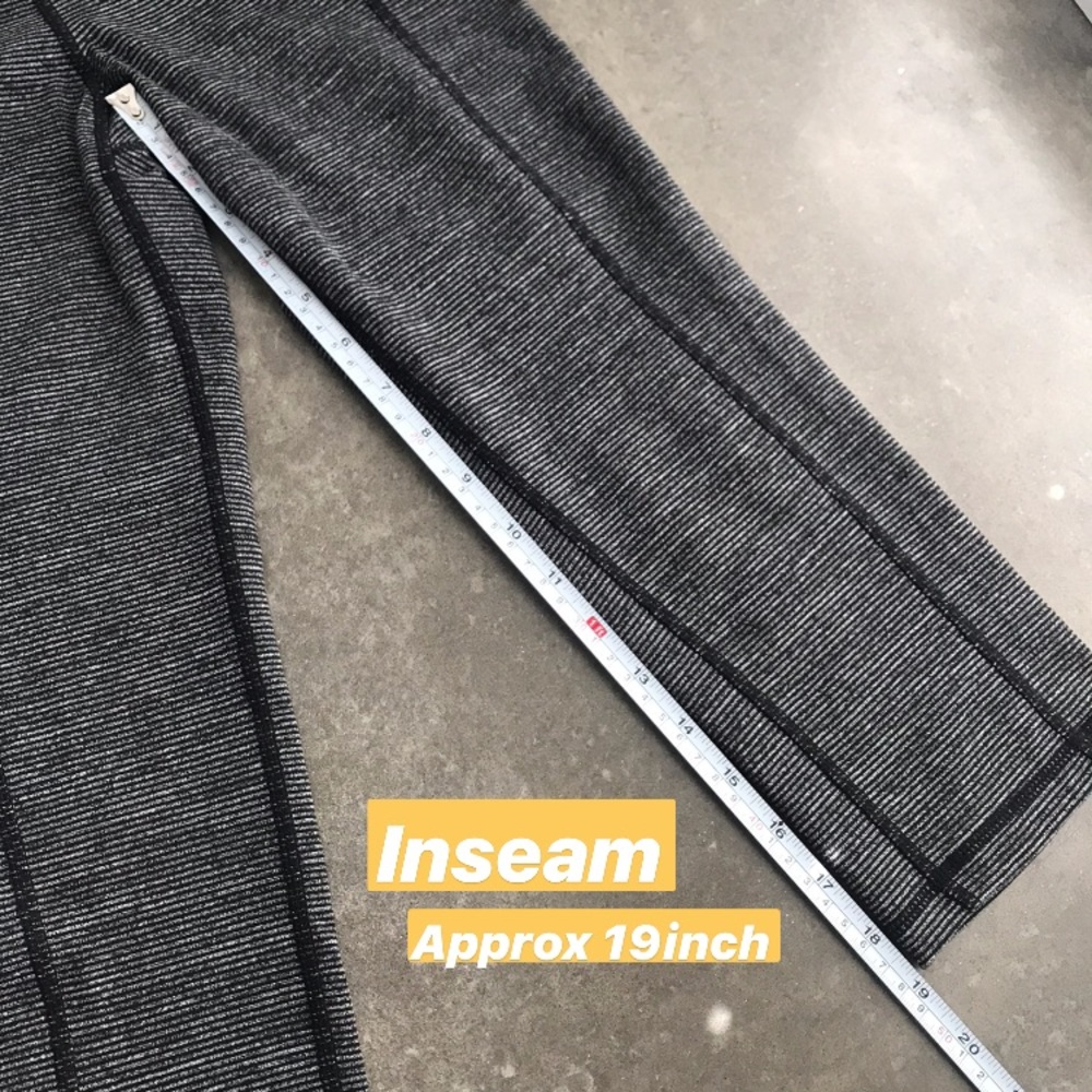 Old Navy Active Crop Leggings - Picture 6 of 8